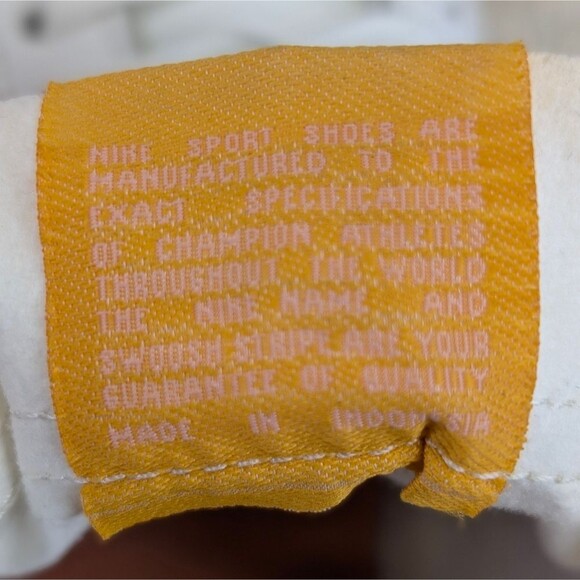 Nike Blazer Low “Pink Quartz” Sneakers - Picture 7 of 11